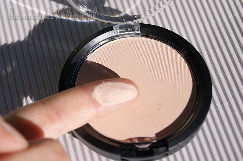 COMPACT POWDER SPF 25 NO: 03 Pierre Rene