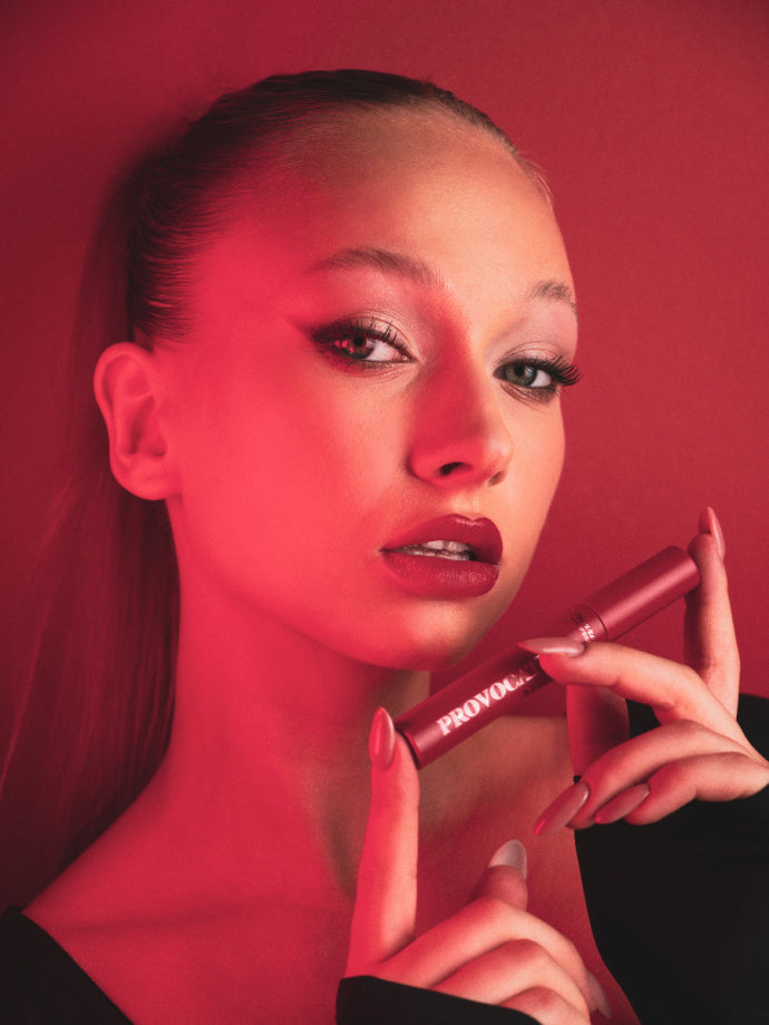 PROVOCATIVE MASCARA Pierre Rene